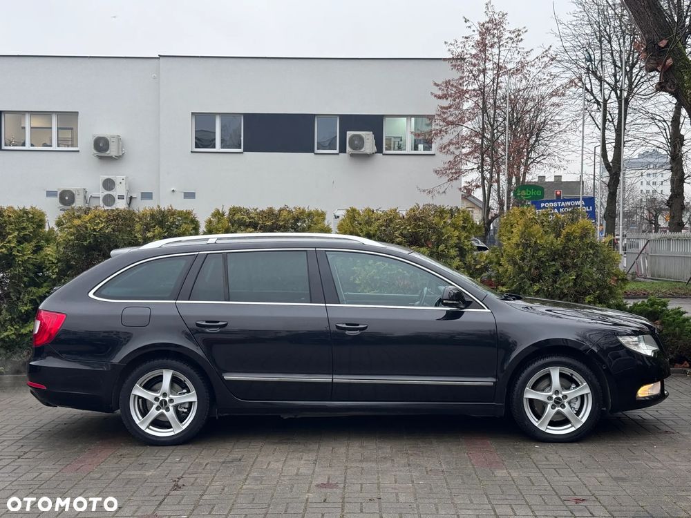 Skoda Superb 2.0 TDI DSG Exclusive - 35