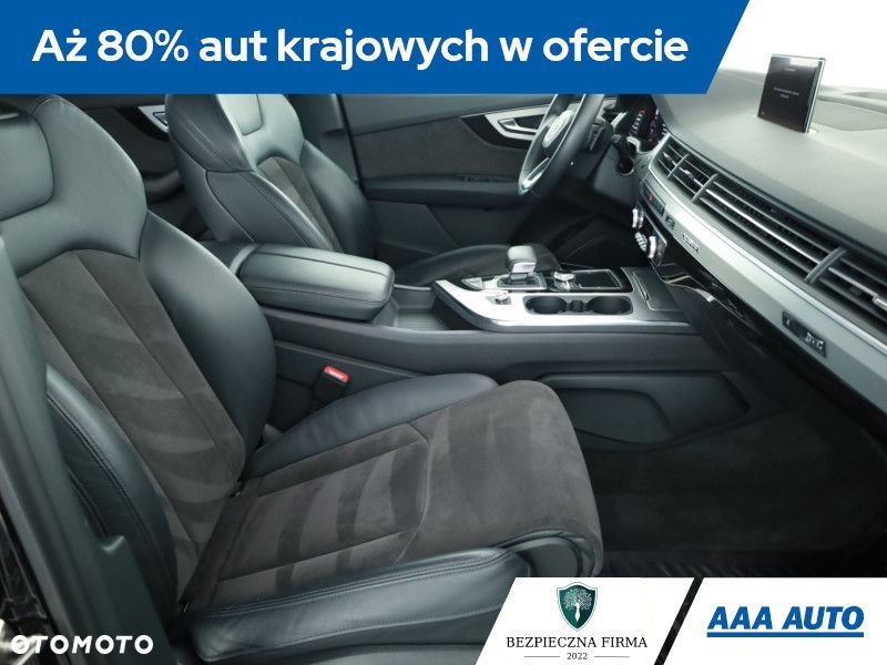 Audi Q7 - 11