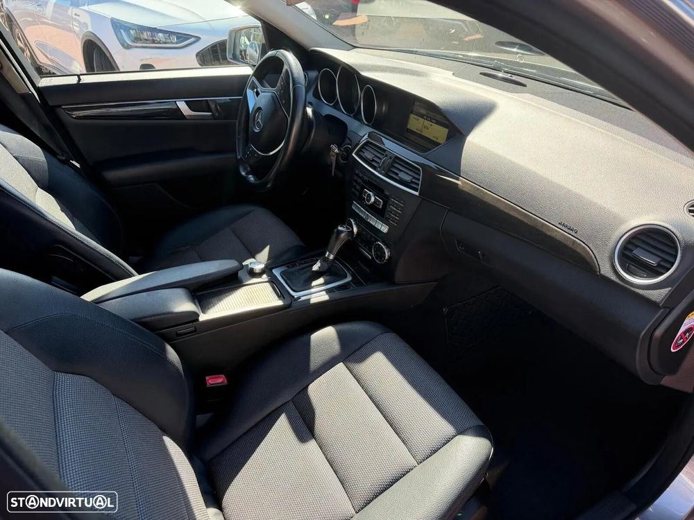 Mercedes-Benz C 250 (BlueTEC) d 4Matic Station 7G-TRONIC Avantgarde - 24
