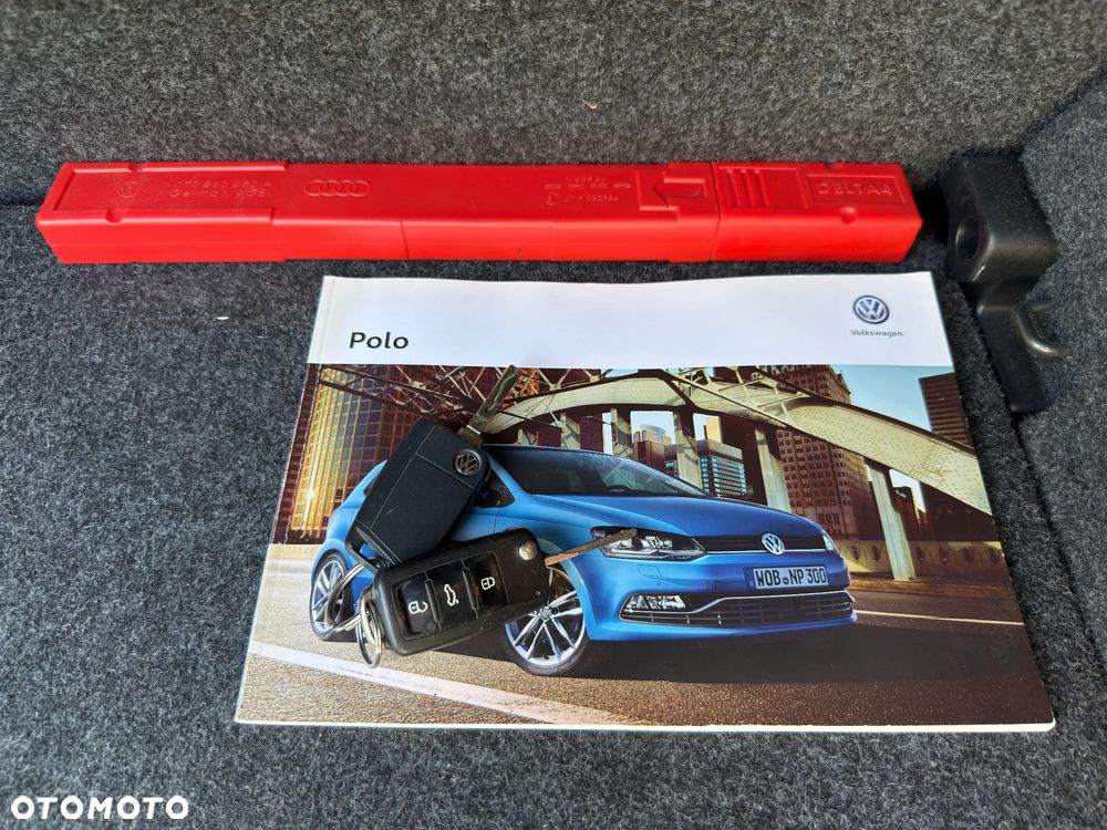 Volkswagen Polo 1.2 TSI Life - 23