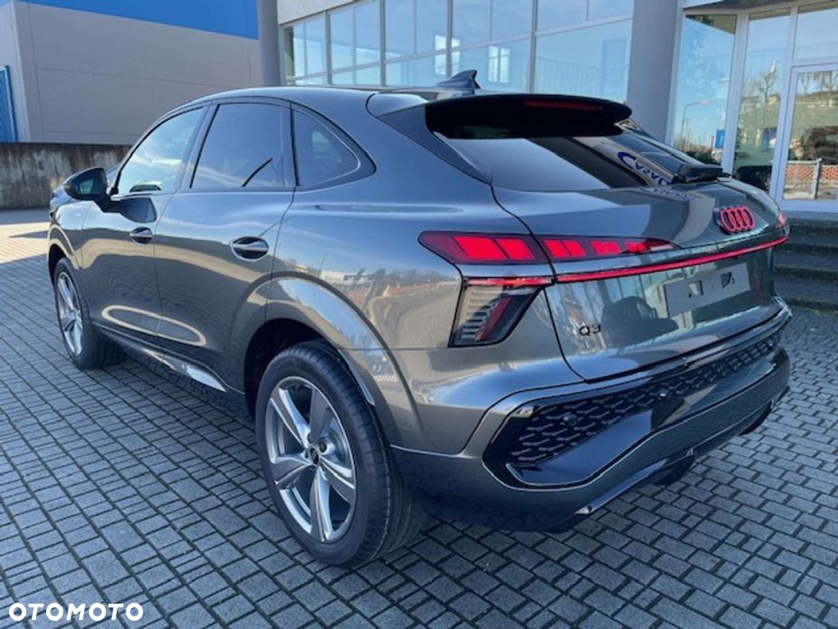 Audi Q3 Sportback 35 TFSI mHEV S-Line S tronic - 5
