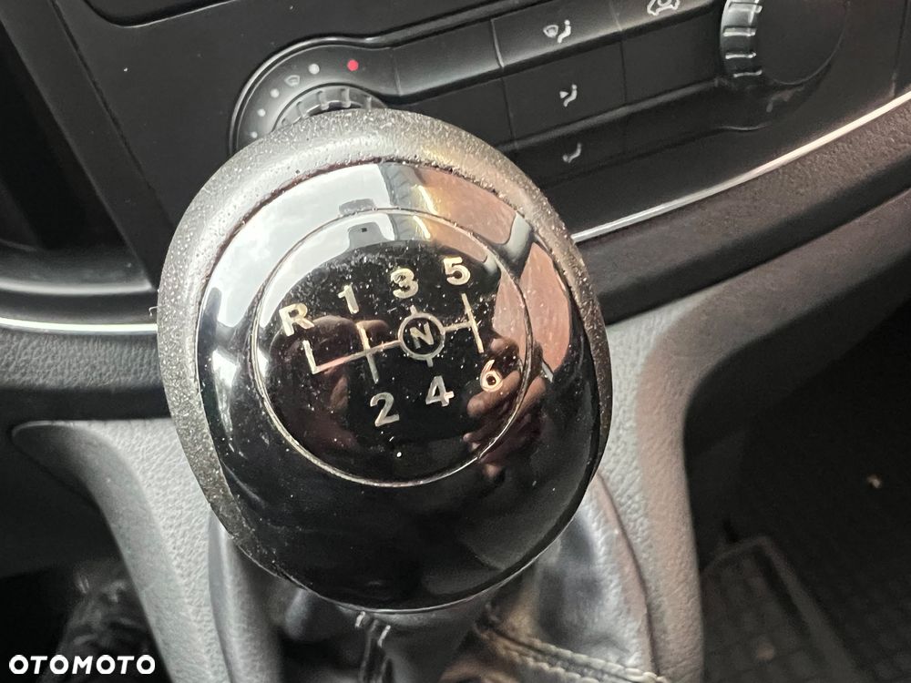 Mercedes-Benz Vito - 12