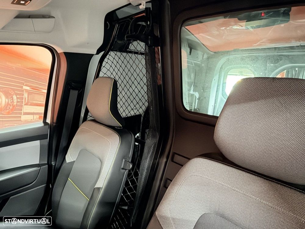 Renault Kangoo Rapid E-Tech - 10