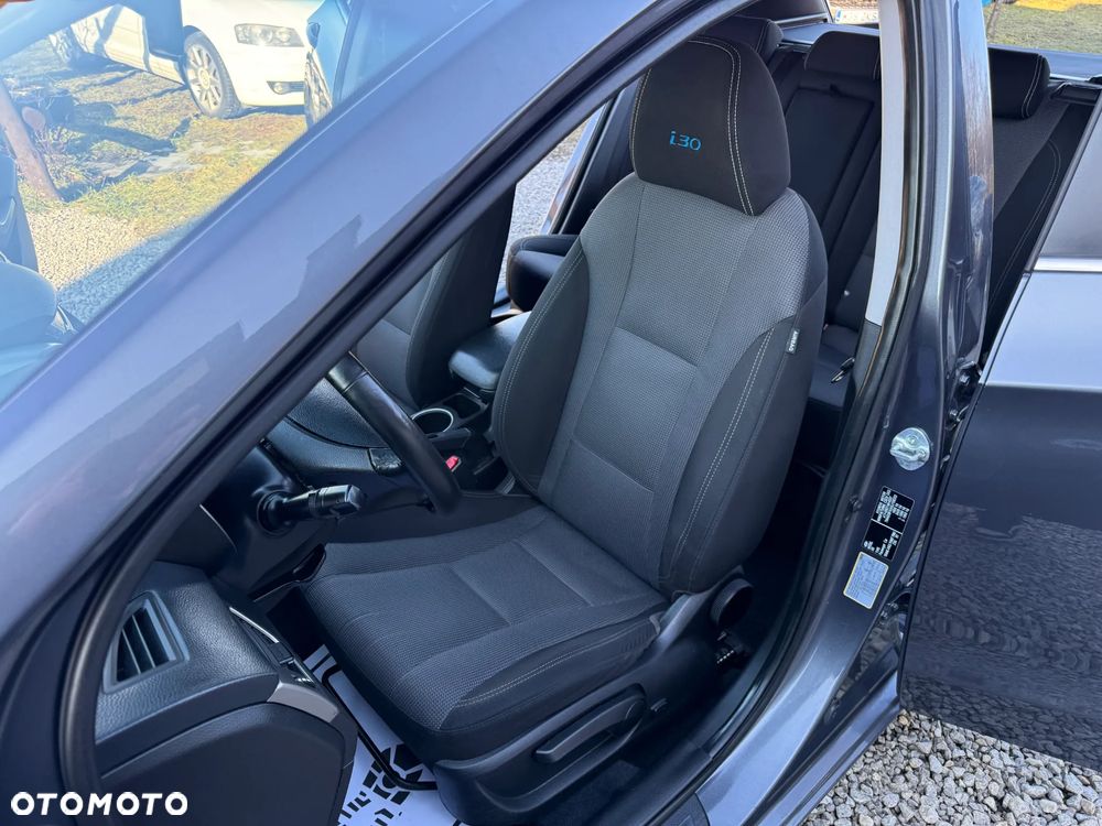 Hyundai i30 - 25