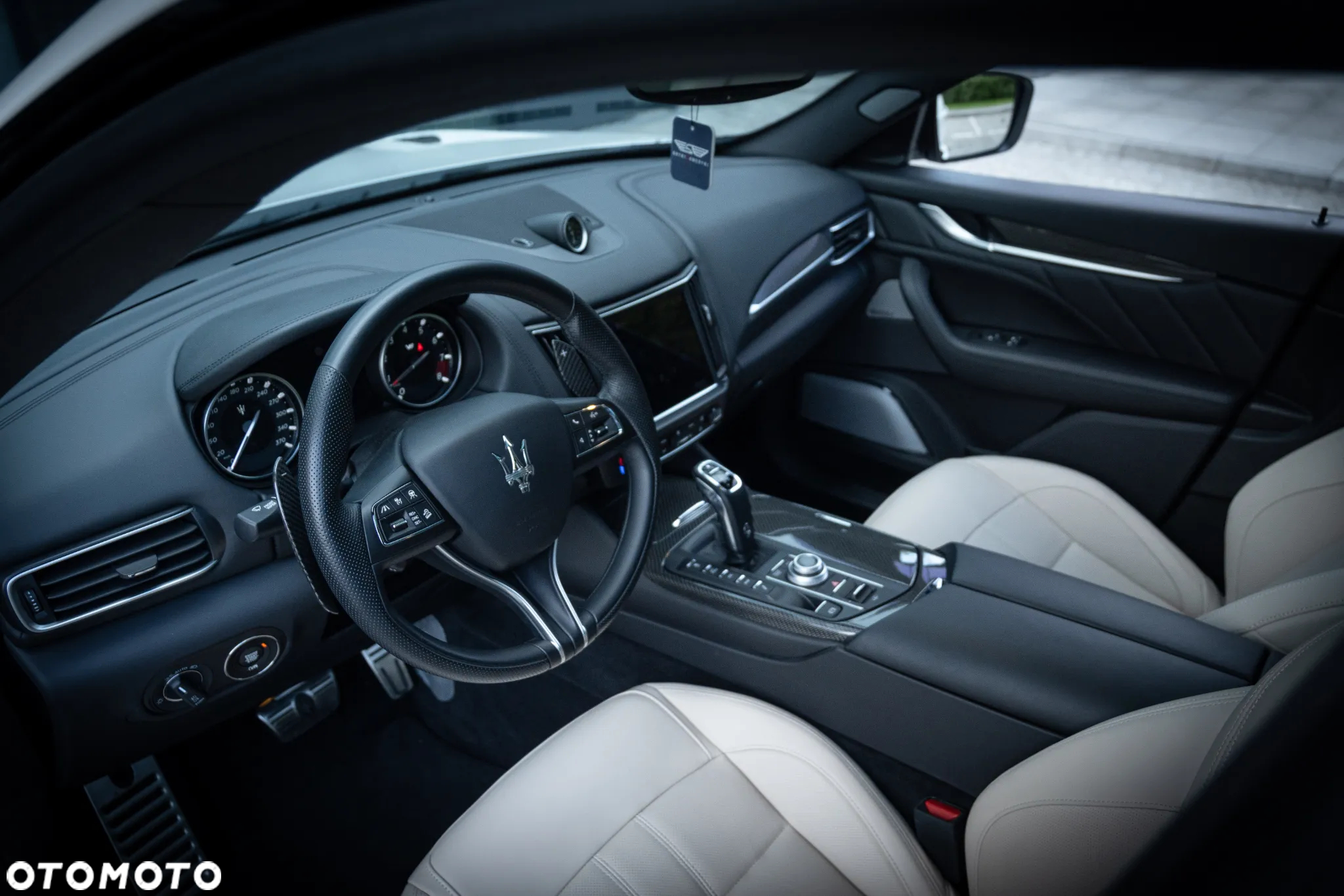 Maserati Levante GTS Q4 - 14
