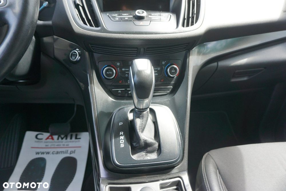Ford Kuga - 17