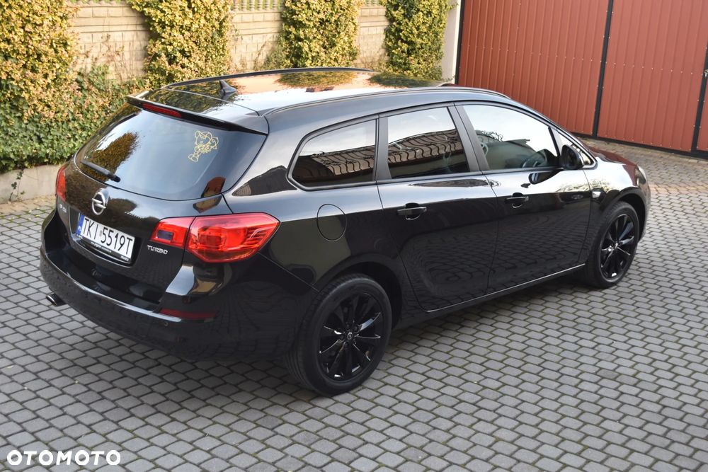 Opel Astra 1.4 Turbo Sports Tourer - 15