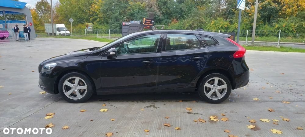 Volvo V40 T2 - 7