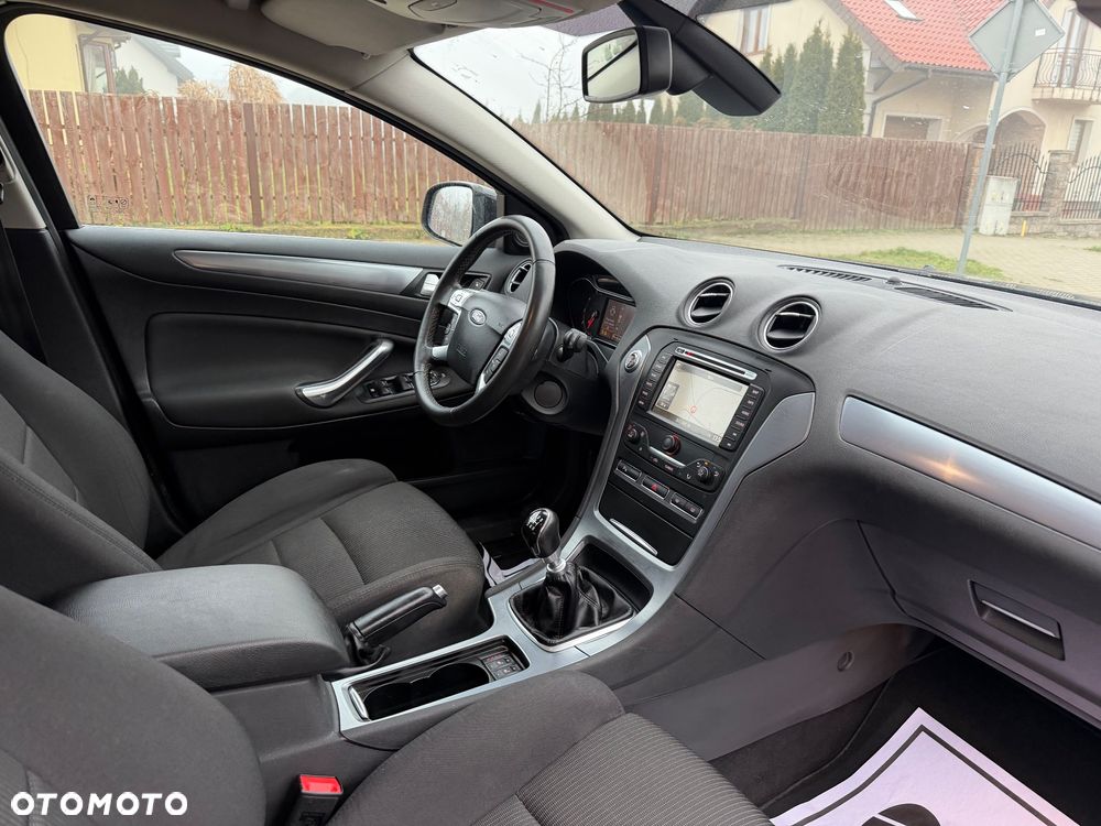 Ford Mondeo 2.0 TDCi Viva Titanium - 33