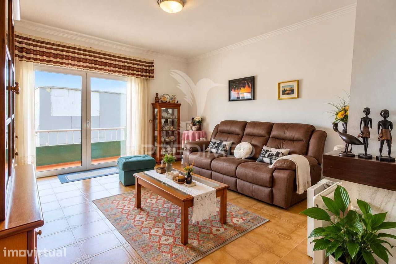 APARTAMENTO T3 REMODELADO | CONFORTO E TRANQUILIDADE A 5 MINUTOS DE... - Grande imagem: 2/17