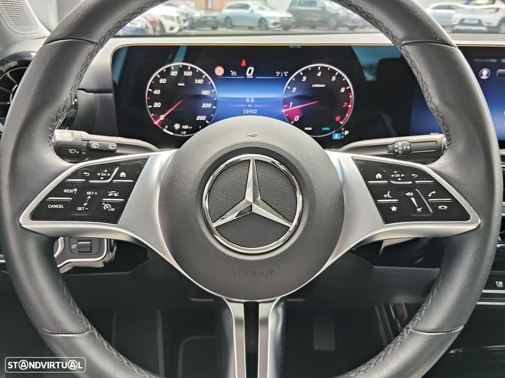 Mercedes-Benz A 200 Style Plus Aut. - 14