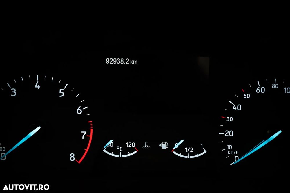 Ford Fiesta 1.1 Trend Connected - 28