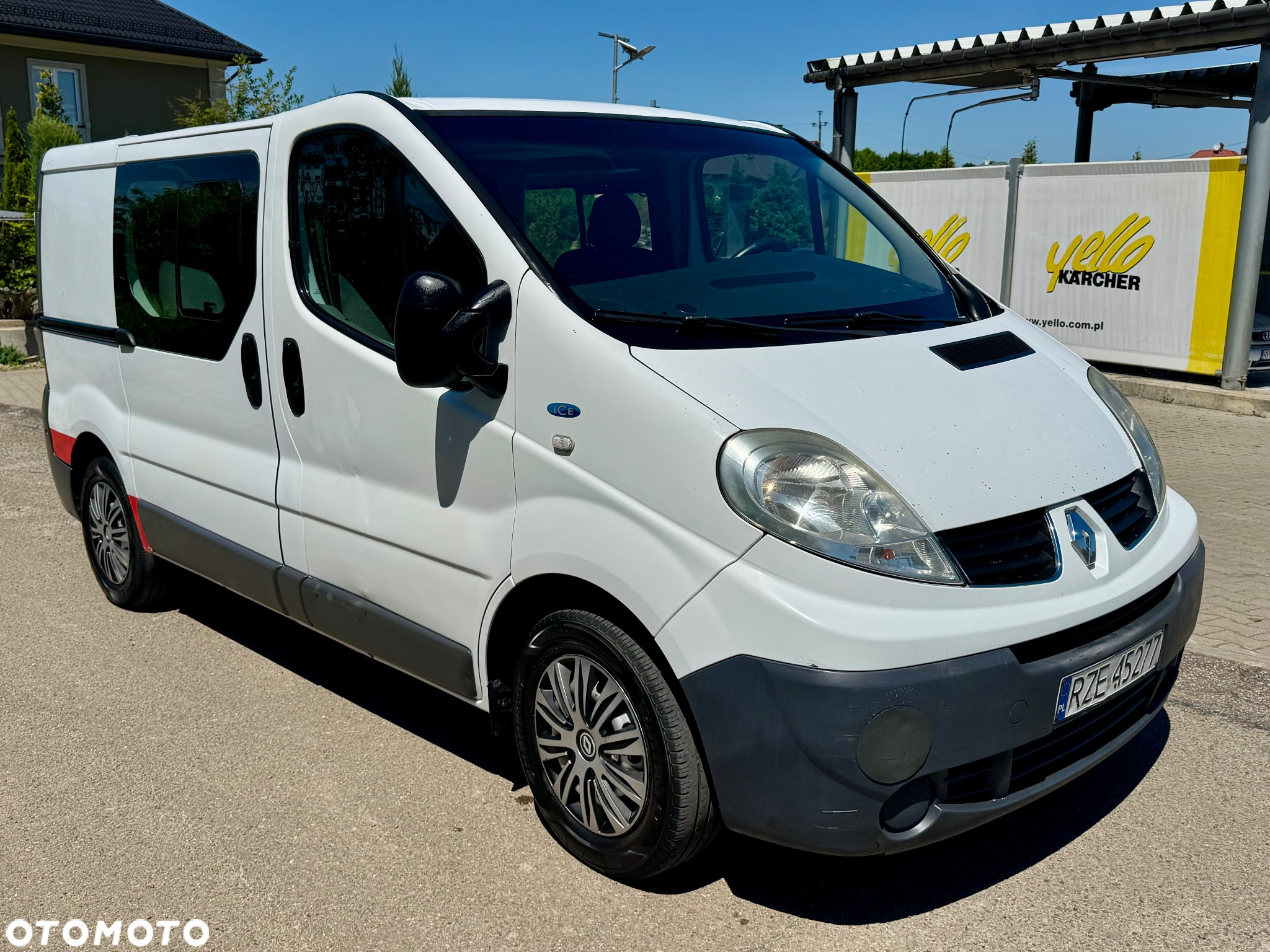 Renault TRAFIC - 10