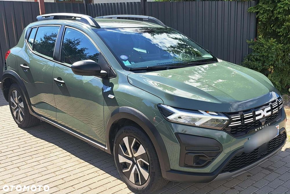 Dacia Sandero TCe 100 Essential - 1