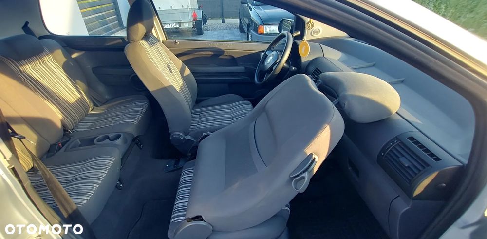 Volkswagen Fox - 19