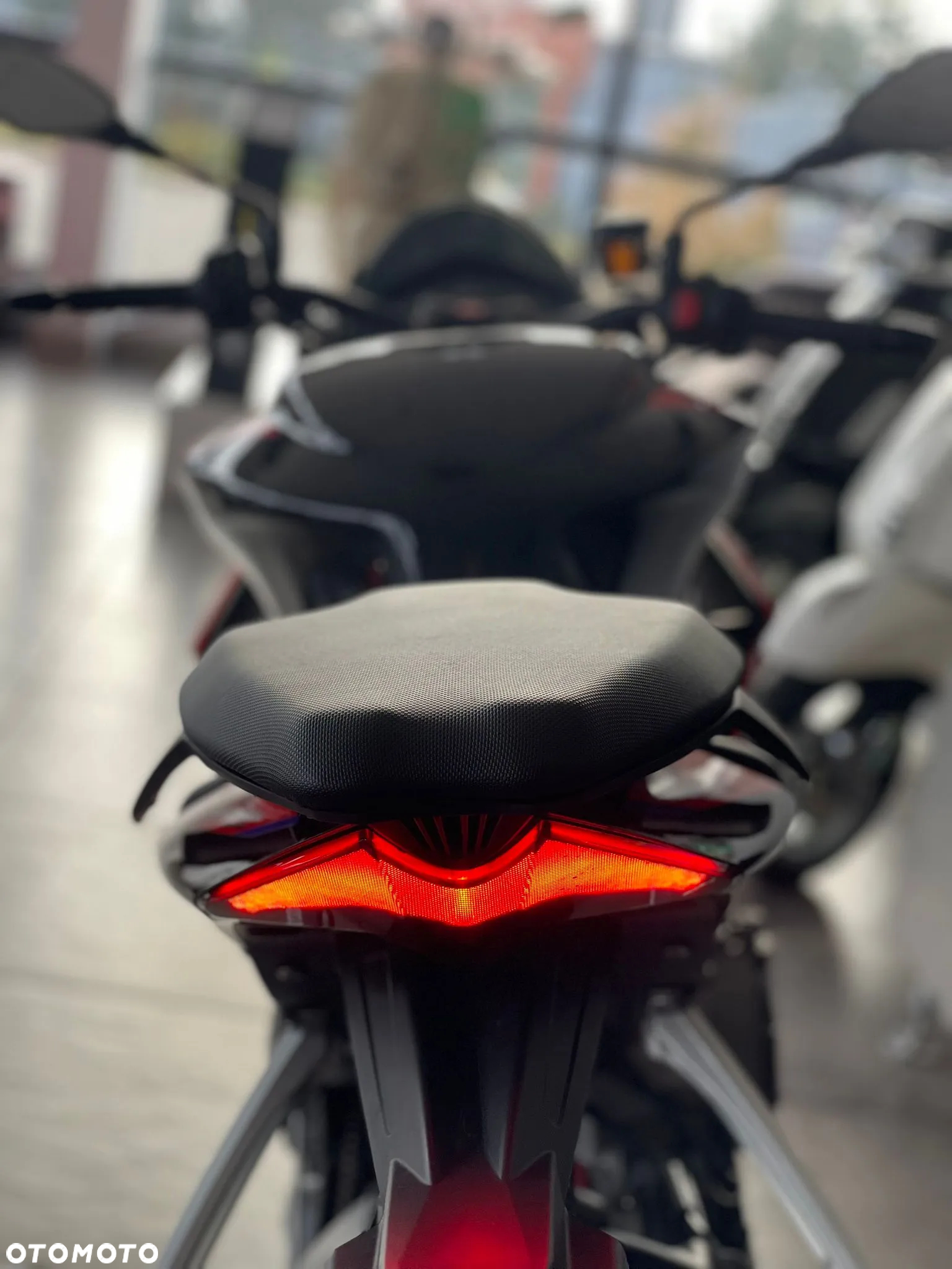 Aprilia Tuono - 9