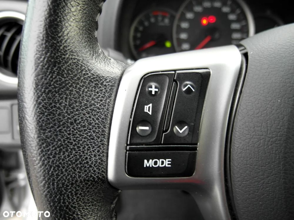 Toyota Yaris 1.0 Luna - 19