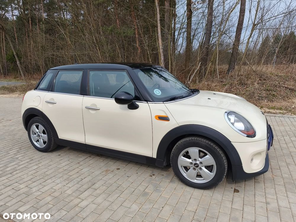 MINI Cooper Standard - 9