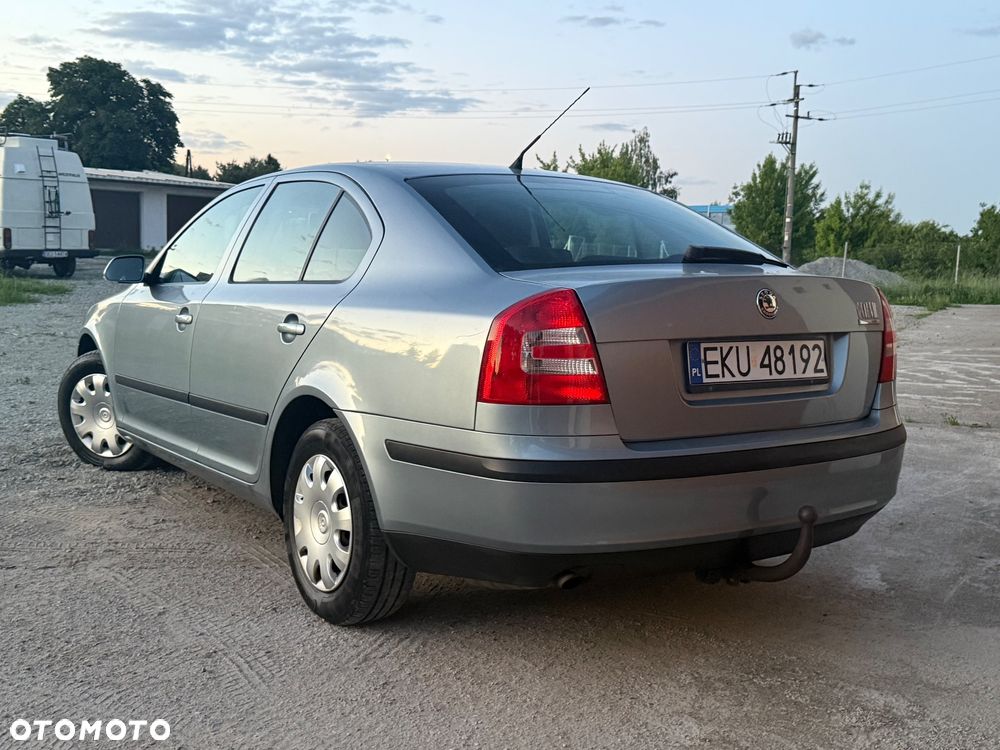 Skoda Octavia 1.6 Style - 10