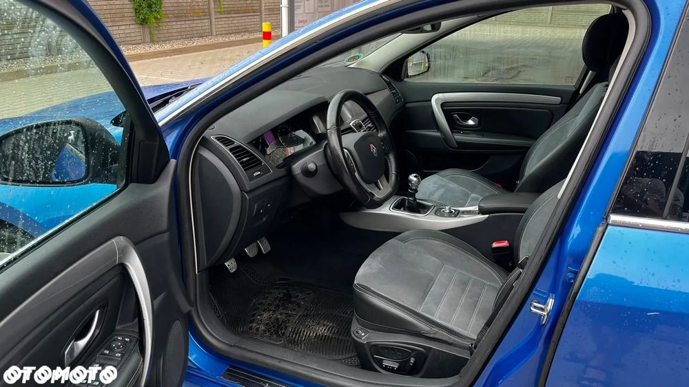 Renault Laguna 2.0 DCi FAP GT - 21