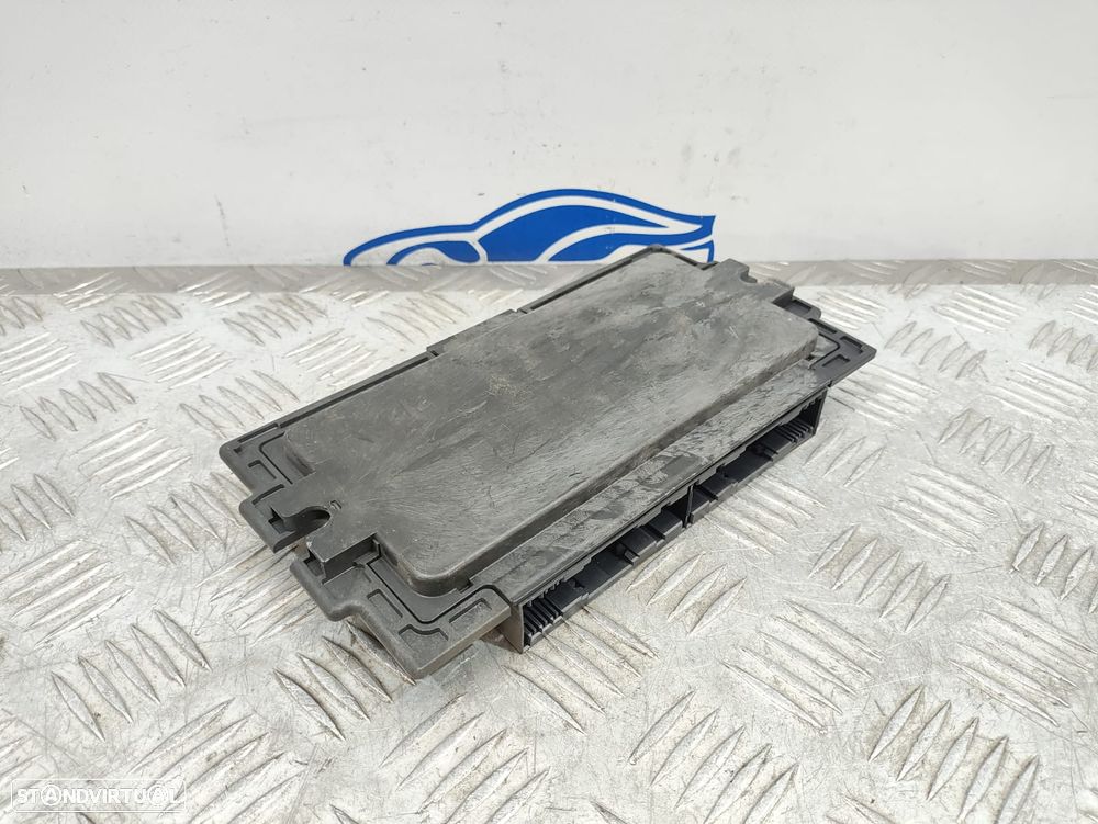 Módulo Luzes Footwell BMW Serie 1 E82 E88 6135 9240524 - 2