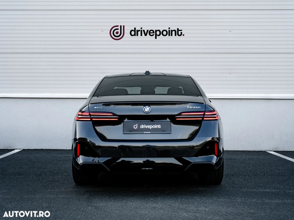 BMW 5 Series 2024 — imagine 16