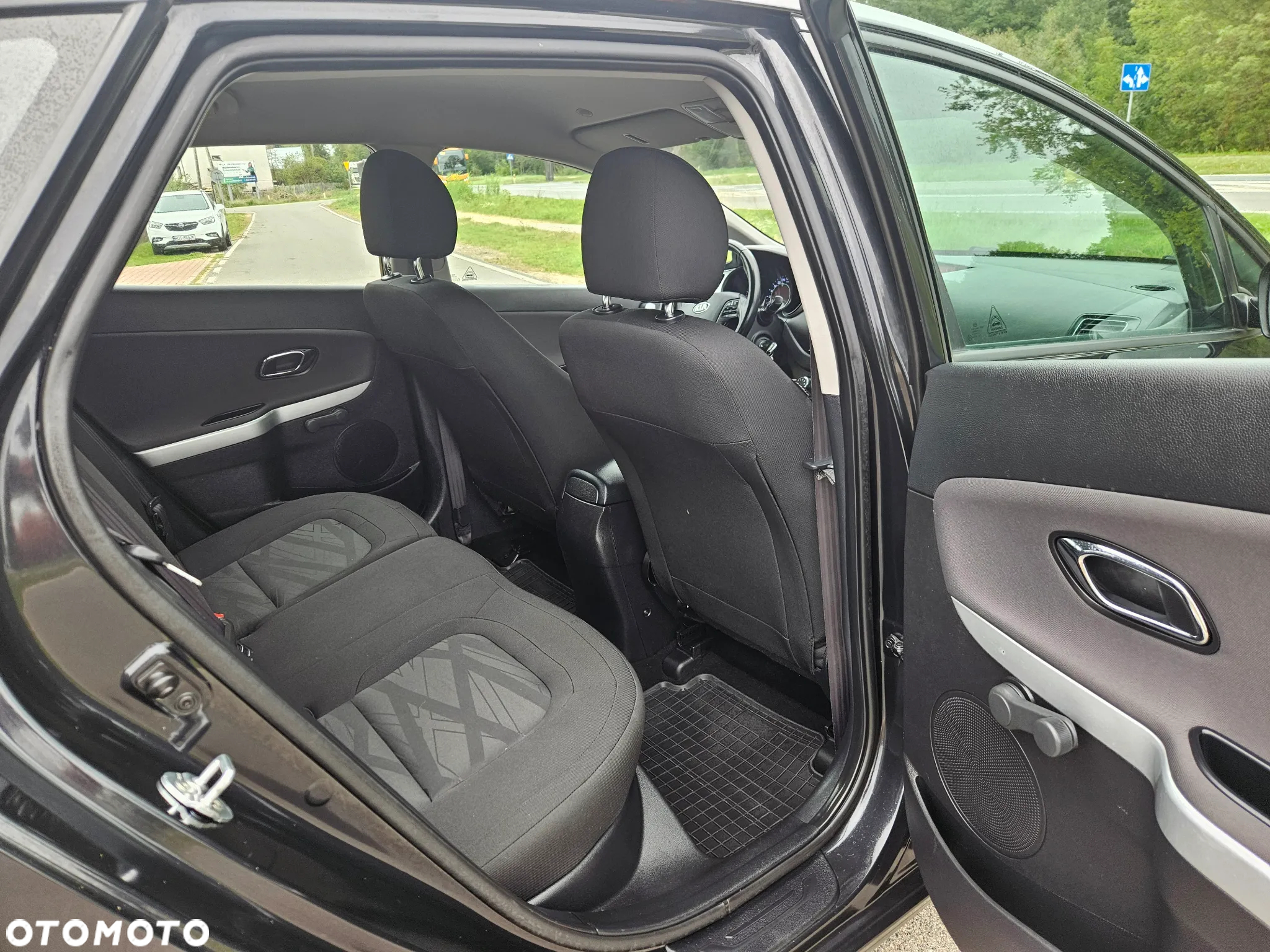 Kia Ceed 1.4 CVVT Dream-Team Edition - 39
