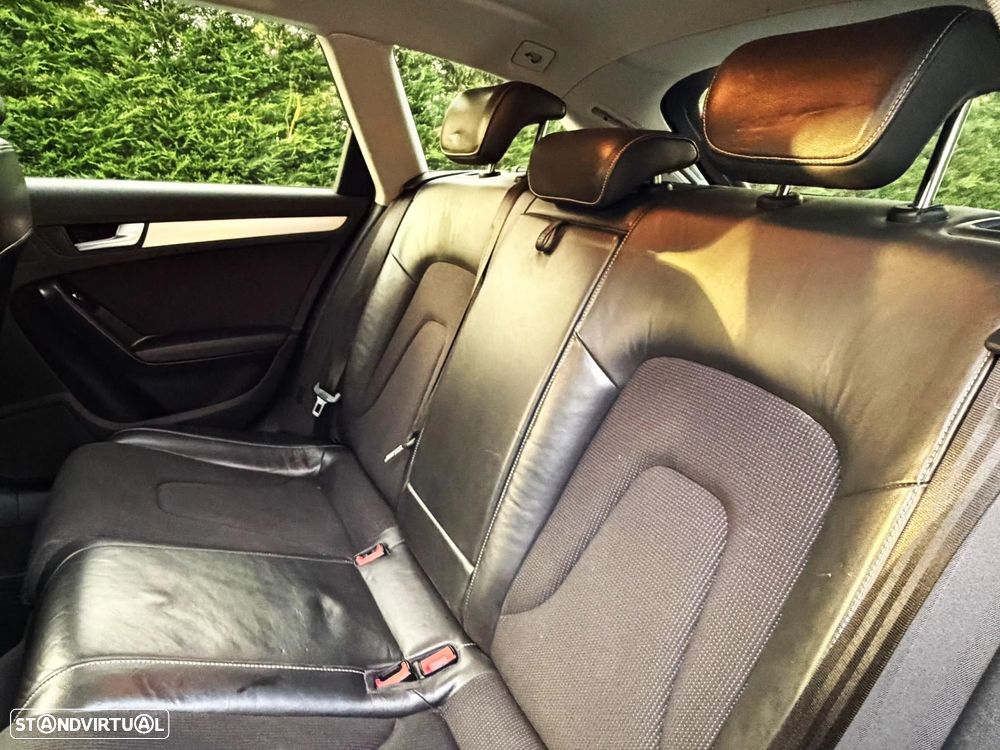 Audi A4 2.0 TDI S-line S tronic - 24