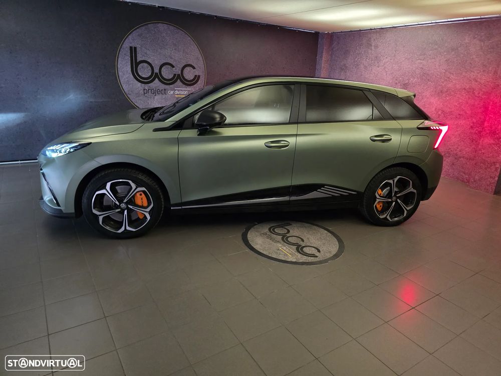 MG MG4 64 kWh XPower Luxury - 2