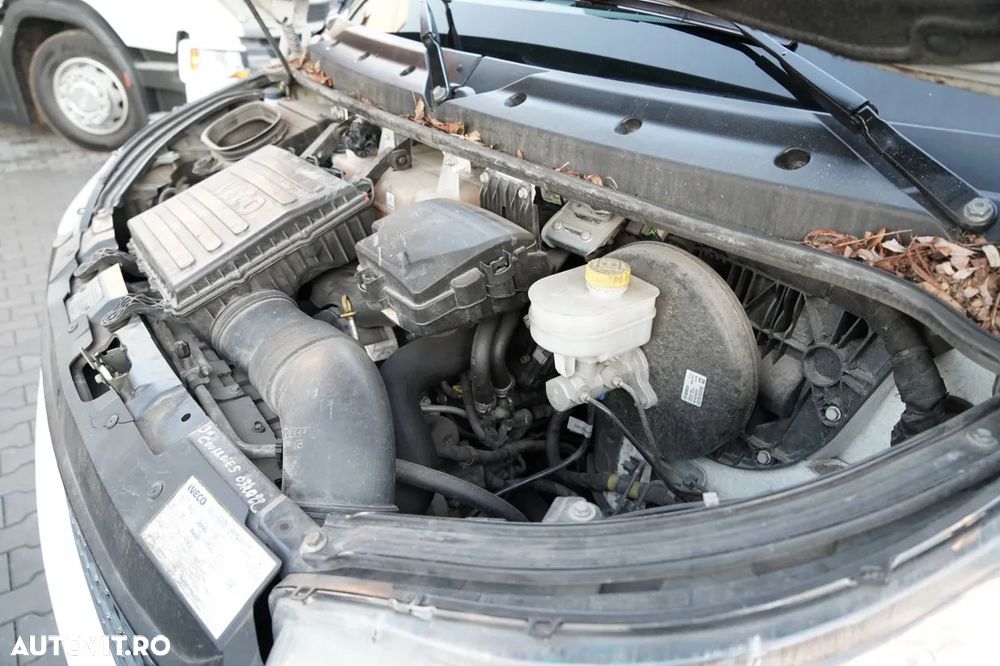 Iveco DAILY 35-130 / FRIGIDER / UNITATE SUPORT / HALOGEN DHOLLANDIA / AUTOMAT / DUBLU / - 32