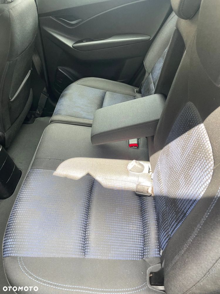 Hyundai ix20 1.4 blue Comfort - 12
