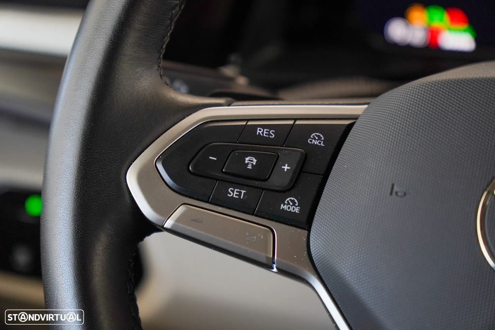 VW Multivan 1.5 TSI e-Hybrid Trend DSG - 23