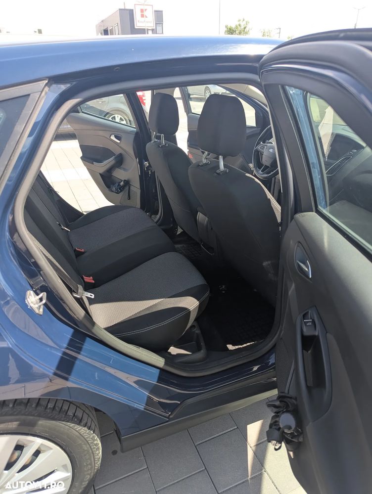 Ford Focus 1.0 EcoBoost Trend - 10