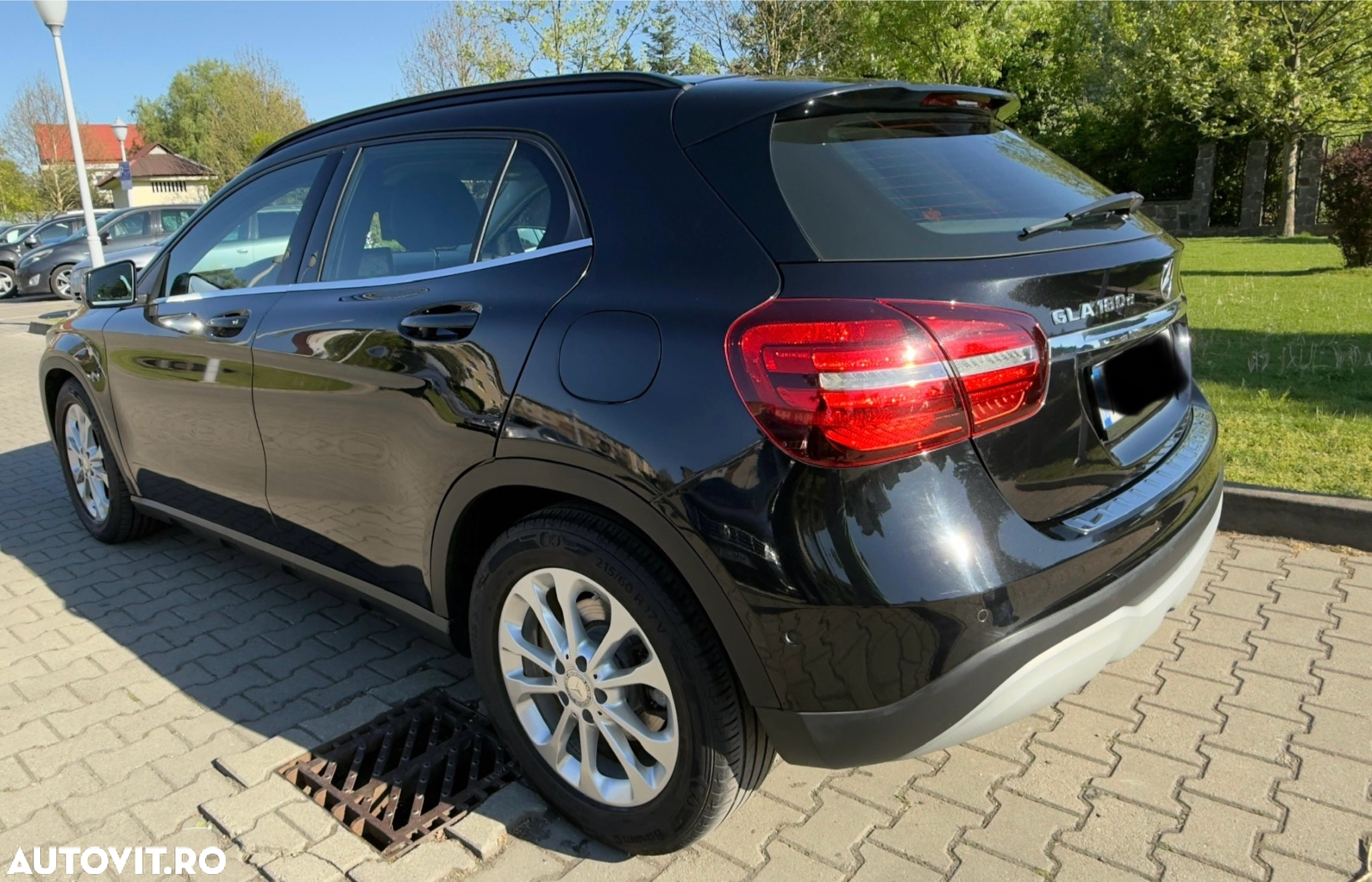 Mercedes-Benz GLA 180 (CDI) d 7G-DCT Style - 4