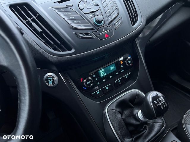 Ford Kuga 1.5 EcoBoost 2x4 Titanium - 20