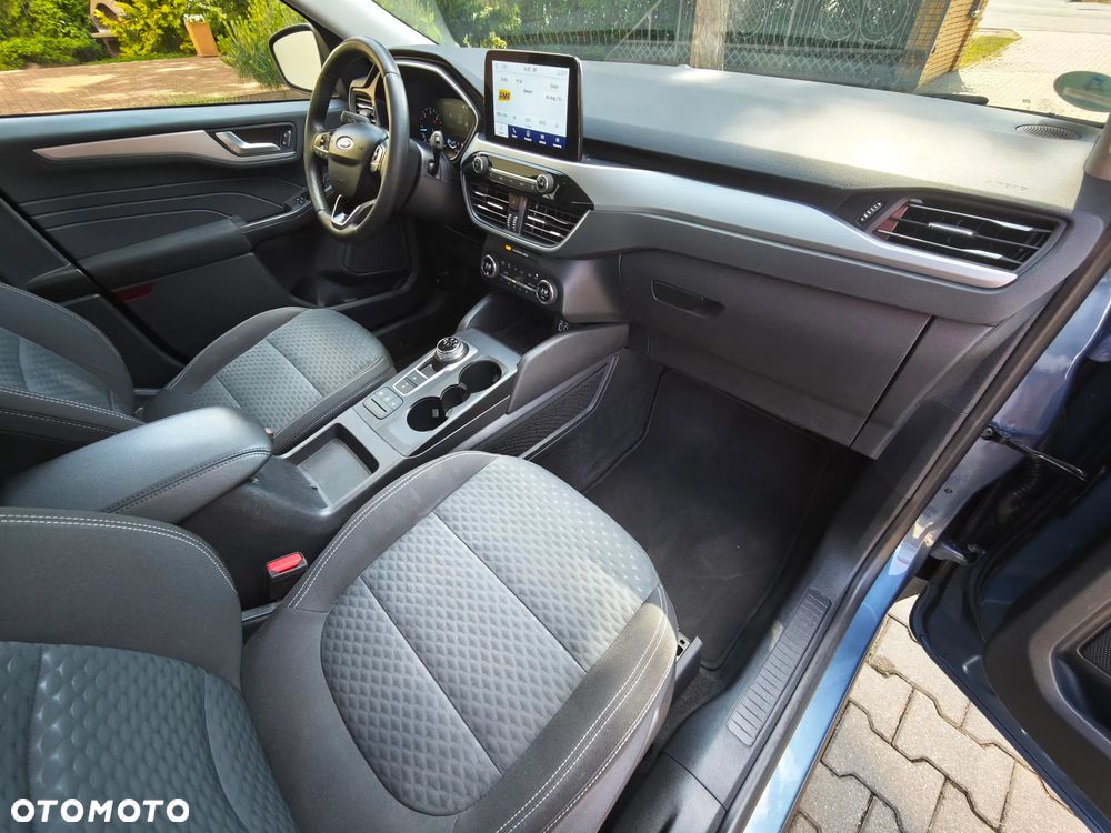 Ford Kuga 1.5 TDCi 2x4 Cool & Connect - 32