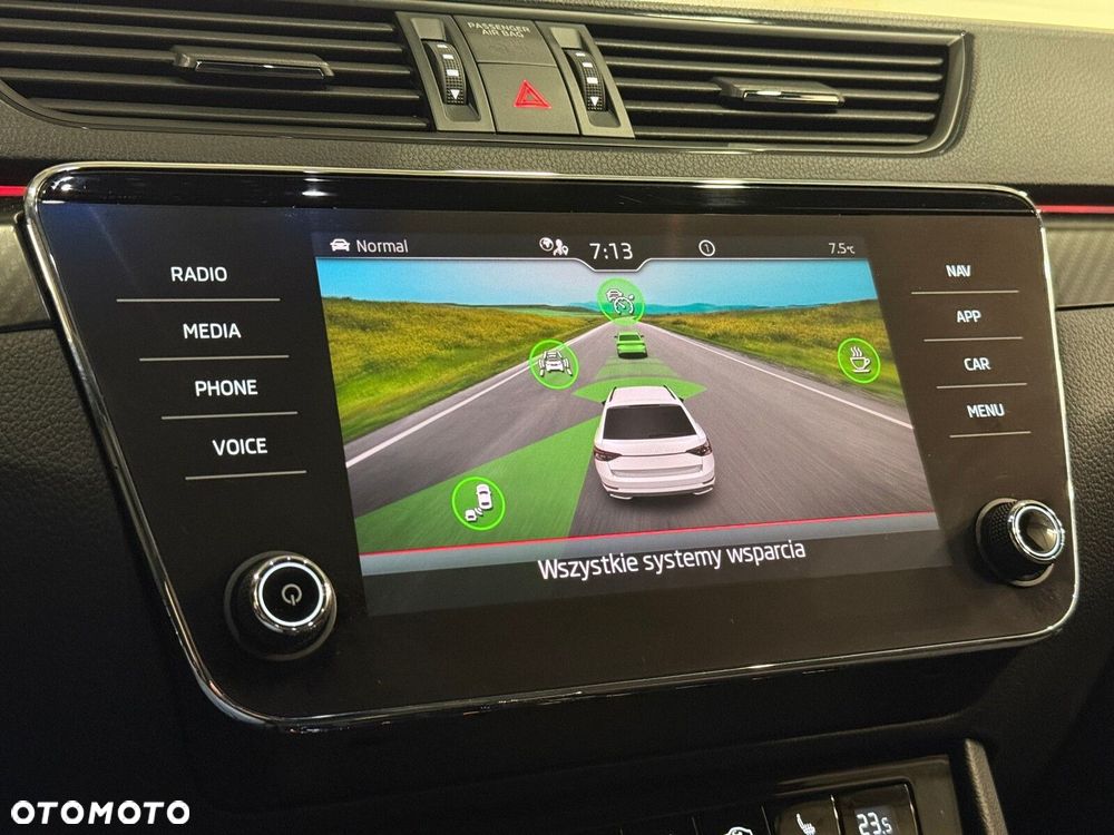 Skoda Superb 2.0 TSI 4x4 Sportline DSG - 38