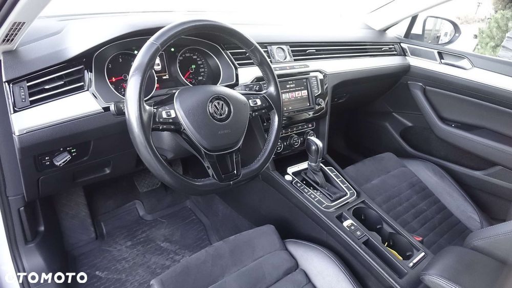 Volkswagen Passat - 5