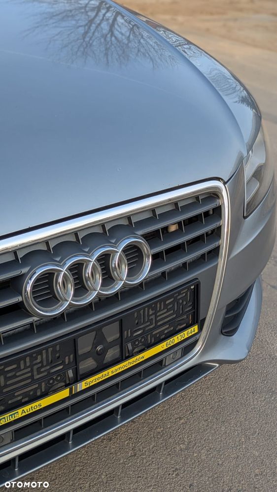 Audi A4 Avant 2.0 TDI DPF Ambiente - 11