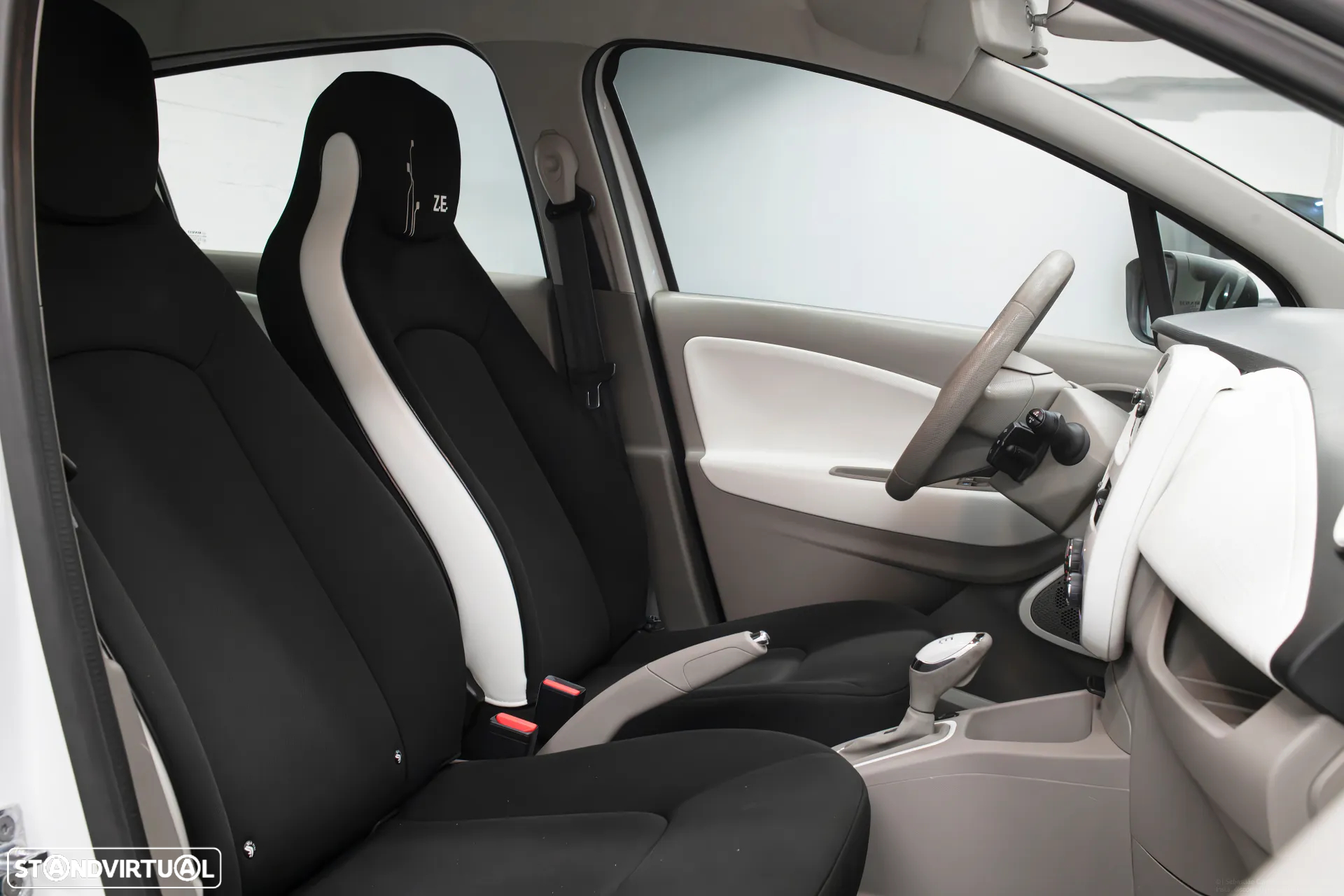 Renault Zoe (c/ Bateria) Life - 17