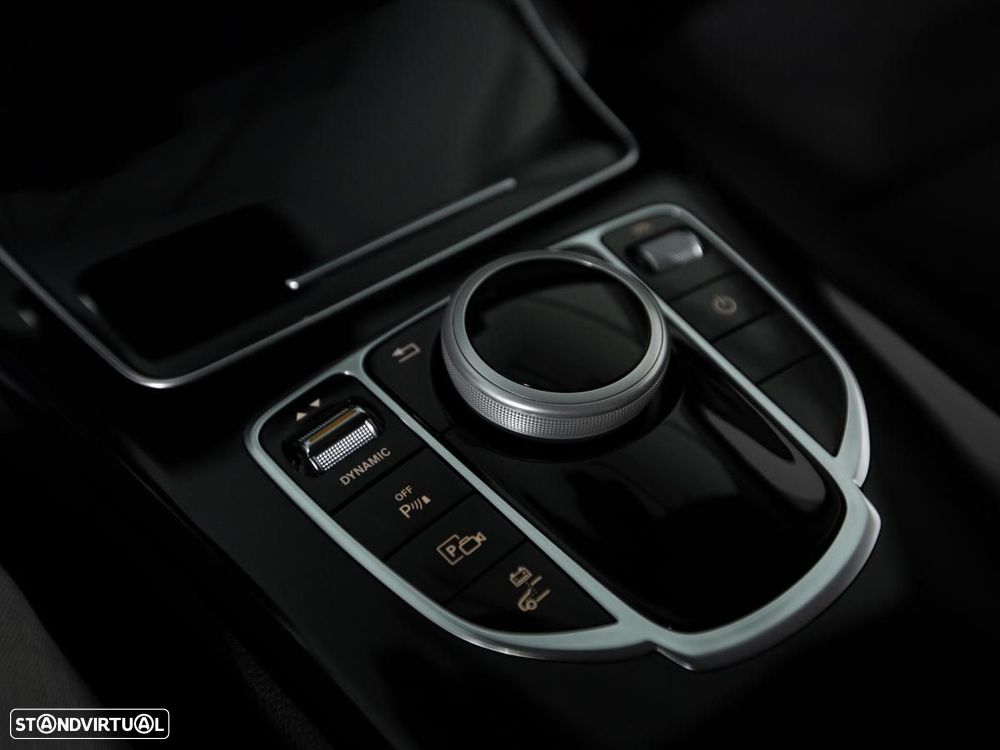 Mercedes-Benz C 300 de Avantgarde - 18