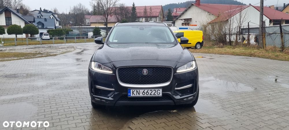 Jaguar F-Pace 2.0 i4D AWD R-Sport - 2