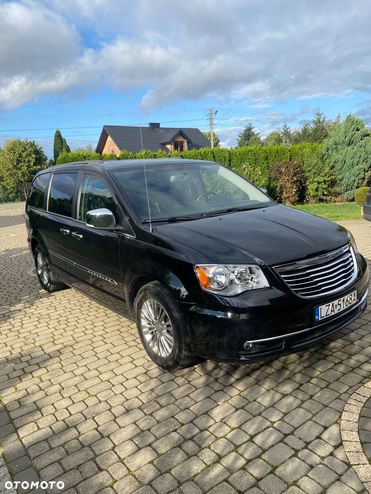 Chrysler Town & Country 3.6 Touring - 2