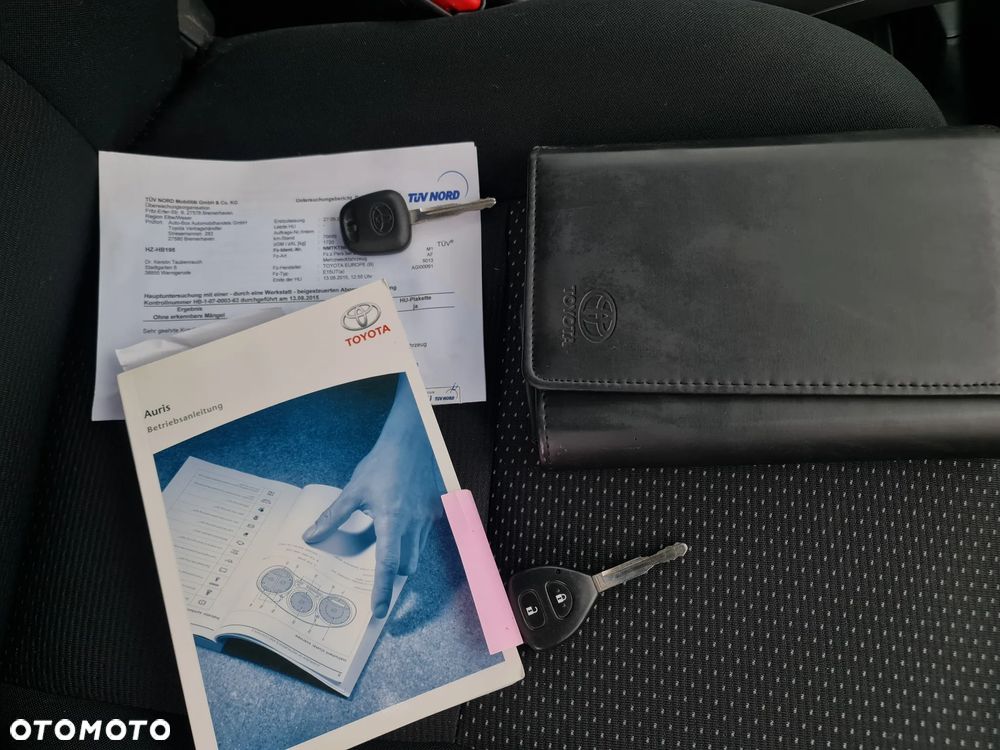 Toyota Auris 1.33 VVT-i Life - 30