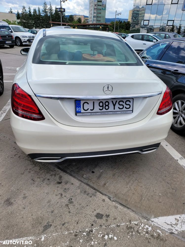 Mercedes-Benz C 220 d 4Matic 9G-TRONIC Avantgarde - 2