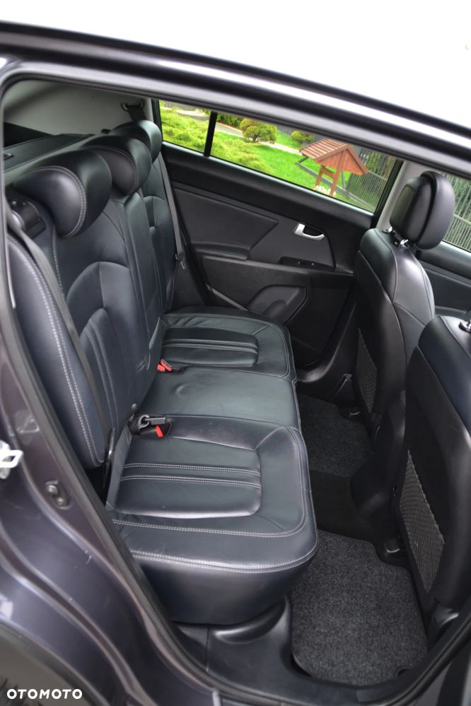 Kia Sportage 1.6 GDI Business Line L 2WD - 33