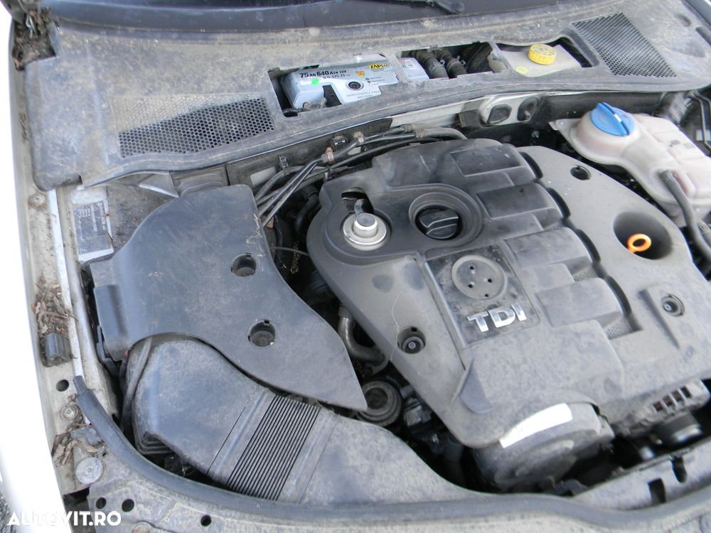 Dezmembrari  Skoda SUPERB 1 (3U)  2001  > 2008 1.9 TDI Motorina - 9