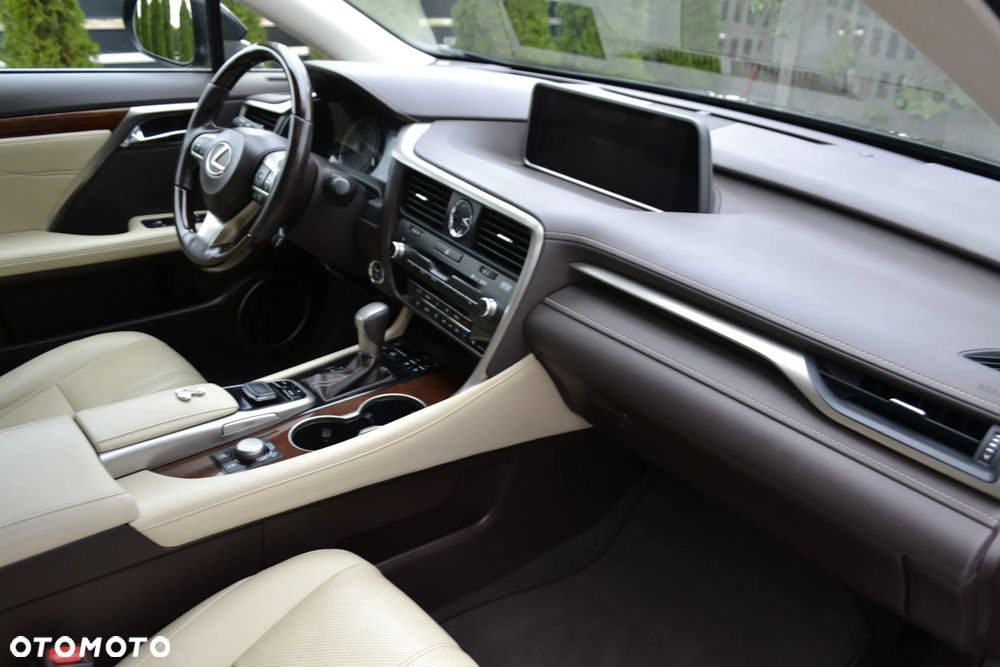 Lexus RX 450h Prestige - 36