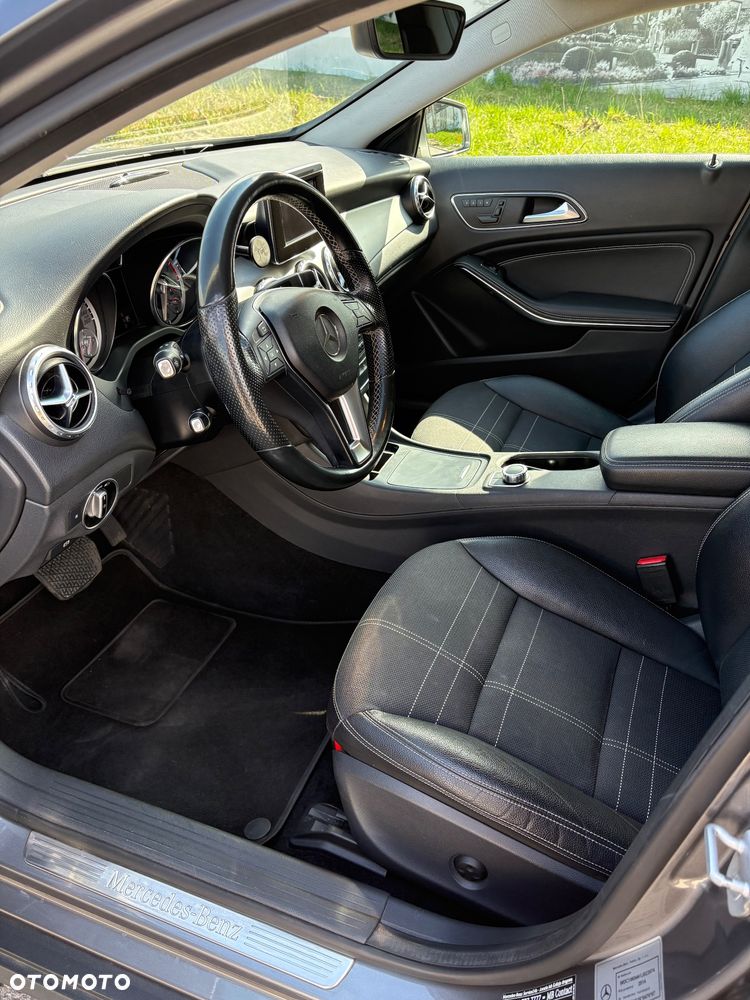 Mercedes-Benz GLA 250 4-Matic - 2