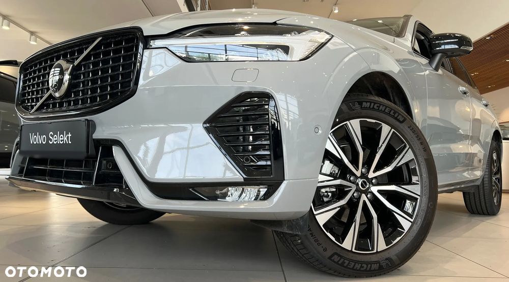 Volvo XC 60 B5 B AWD Geartronic RDesign - 11